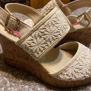 Top has a very unique lace pattern.